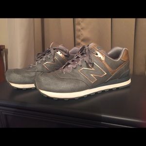 New Balance sneakers - size 9